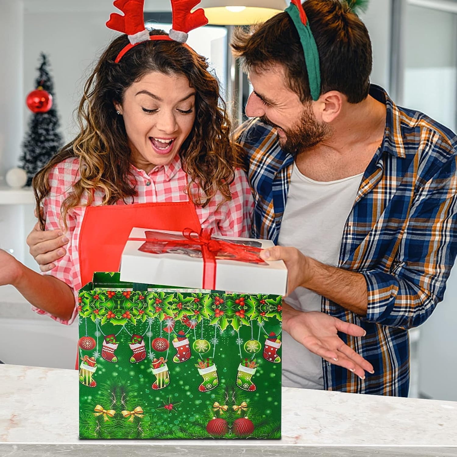 Harjon 12 Pack Christmas Gift Bags Large Reusable Tote Bags, Non-Wove Bags for New Year's Shopping, Christmas Surprise, Xmas Party Supplies,12.8"×9.8"×6.7"